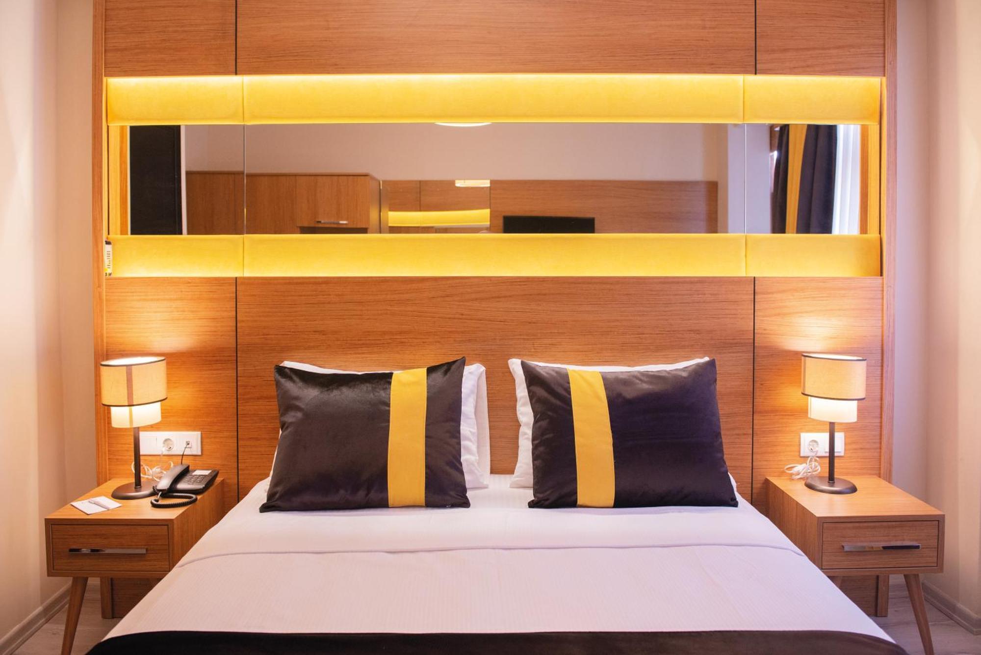 Karamans Sirkeci Suites Hotel Istambul Exterior foto